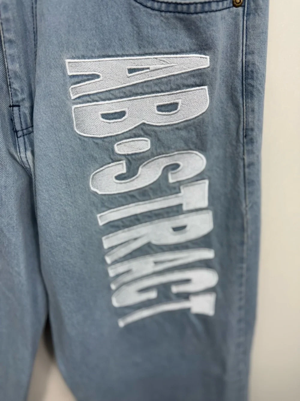 Embroidered Graphics Relaxed-fit Decor Patches Streetwear Artistic Jeans 34x30